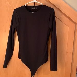 Abercrombie & Fitch black long sleeve bodysuit Medium